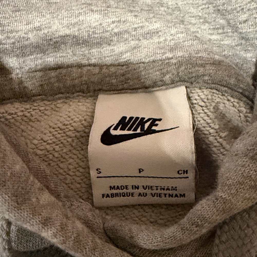 Nike Heather Gray Pullover Hoodie - Picture 2 of 10
